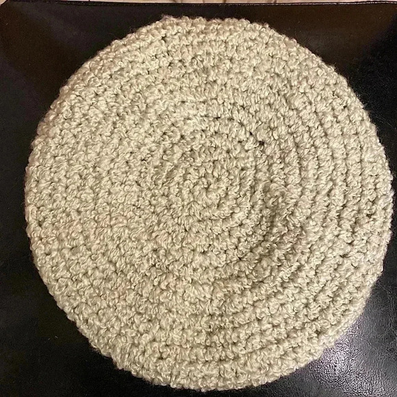 Hand Crocheted Kokonit Beenie/Beret - Picture 1 of 4